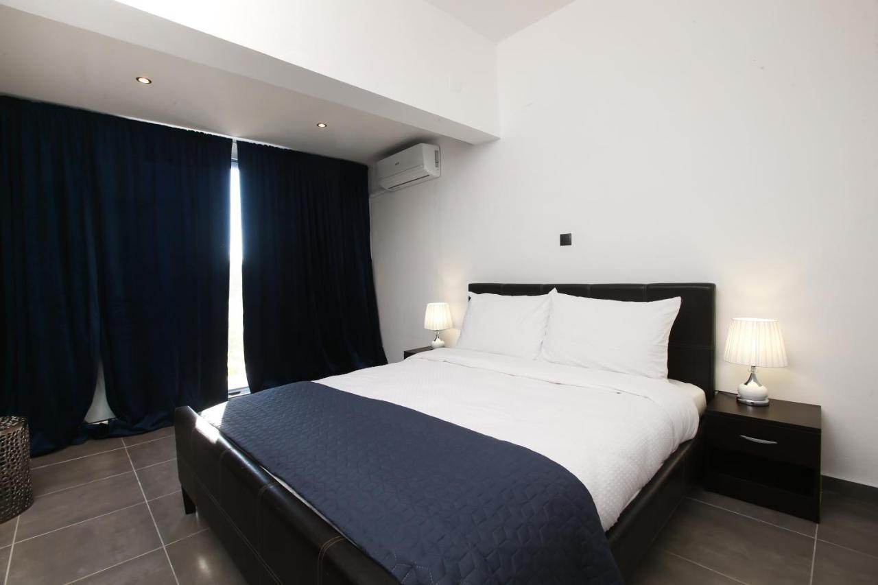 Luxury Apartments Christos Gouvia Exterior foto